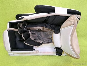 CCM EFLEX 6.9 lapačka s vyrážačkou - 11