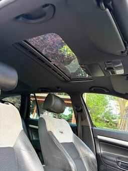 ŠKODA OCTAVIA COMBI RS 2.0TDI - 11