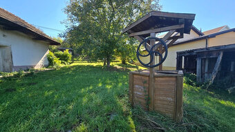 Pekný - veľký pozemok so starším domom - Podhájska 2608 m2 - 11