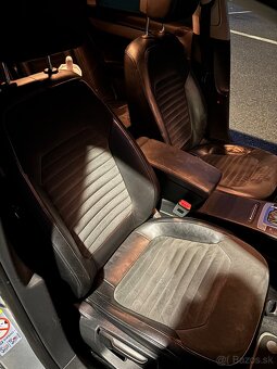 Volkswagen Passat B7 2.0 TDI DSG - 11