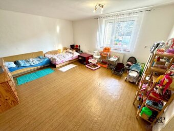 7 IZBOVÝ RODINNÝ DOM, POZEMOK 2717M2, PRIETRŽ, okr. SENICA - 11