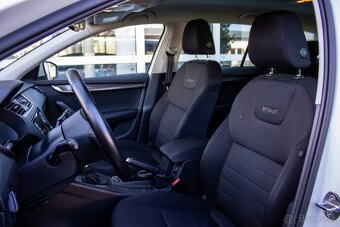 ŠKODA OCTAVIA COMBI SCOUT 4X4 AUTOMAT 2.0 TDI DSG ,2.Majiteľ - 11