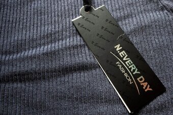 Pletené rolákové minišaty/tunika, v. S/M - 11