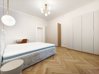 Exkluzívny zrekonštruovaný trojizbový staromestský byt. - 11