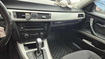 BMW E90 320i 2,0i 125kw - 11