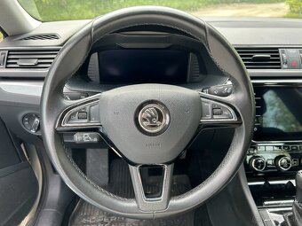 Škoda Superb 2.0 TDI 190k 4x4 Ambition DSG - 11
