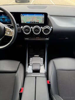 Mercedes-Benz EQA 250 - 11