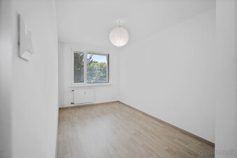 🏡 4-izbový byt po rekonštrukcii na Brodskej ulici | Karlova  - 11