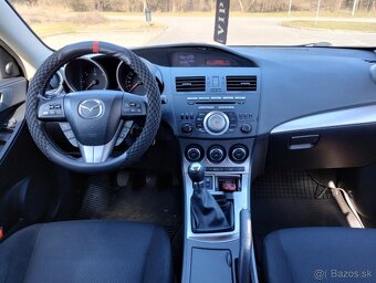 Mazda 3 - 11