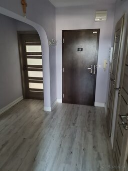 Prenajmem 4 izbový zrekonštruovaný byt - 11