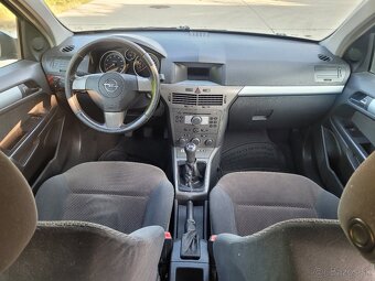 Predam opel astra h 1.4 16v benzín kw 66 r.v 2006 - 11
