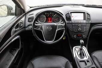 Opel Insignia 118kW (2011) - 11