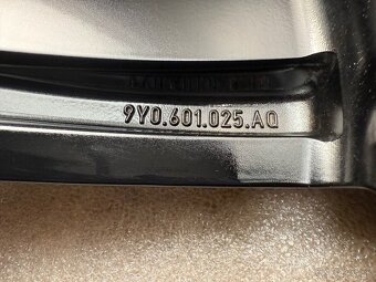 Originál letní kolesa Porsche Cayenne SUV R22 - 11