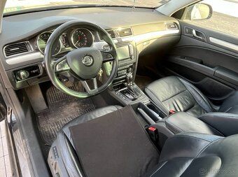 Škoda Superb 2.0 TDI DSG - 11