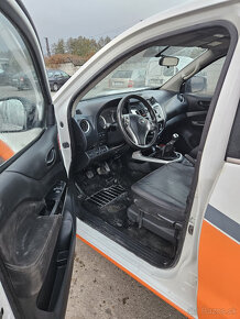Nissan Navara Hydraulicka ruka HIAB MOTOR DEFEKT 4x4 - - 11