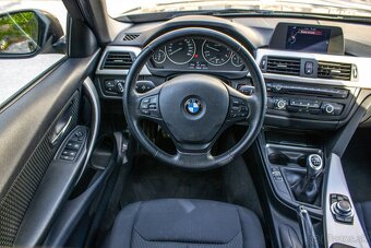 BMW Rad 3 Touring 316d - 11