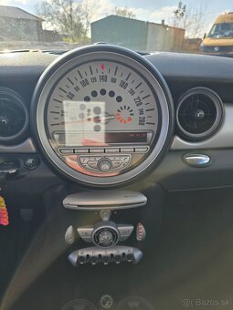 Predám Mini R56 one 1.4 70kw - 11