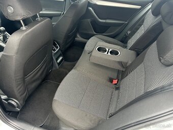 ŠKODA OCTAVIA III COMBI 2.0TDI AMBITION - 11