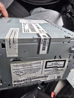 Ponúkam na predaj navigáciu RNS510 - 11