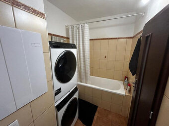 -NAJLACNEJŠÍ- 3i BYT PO REKONŠTRUKCII, BALKÓN, BREZNO MPČĽ - 11