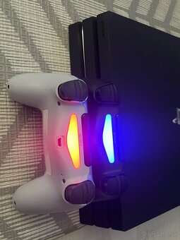 SONY PlayStation 4 Pro 1TB CUH-7016B - 11