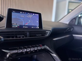 Peugeot 3008 1.6 HDI 2017 Allure - 11