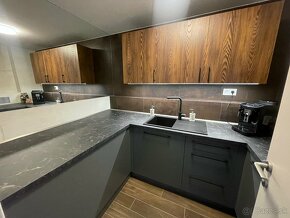 Ponúkame luxusné Kancelárie vo veži Eurovea Tower - 11