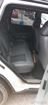 Jeep Grand Cherokee - 11