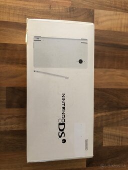 Nintendo DSI takmer nepoužívané + R4 karta + 32 gb sd karta - 11