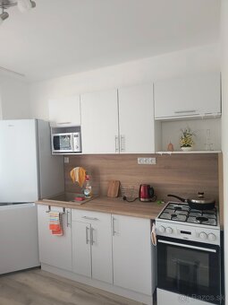 Prenájom 2-izbový byt sídl.Ťahanovce Belehradská - 11