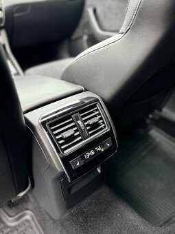 Škoda Superb 2,0 TSI 4x4 6DSG Sportline 206kW - 11