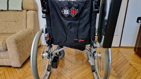 Invalidný vozík odľahčený s brzdou pre obsluhu - 11