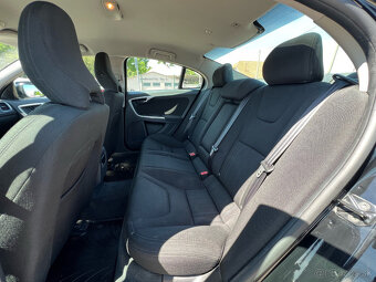 Volvo S60 1.6 Diesel, 84kW, MT/6, rok:01.2012. - 11