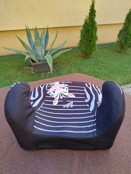 Autosedačka Newbuddy Snug 9-36kg + podsedák - 11