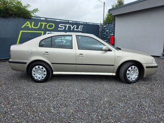 Škoda Octavia 1.6 Elegance - 11