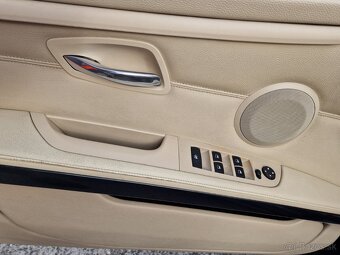 BMW Rad 3 Cabrio 320 d A/T - 11