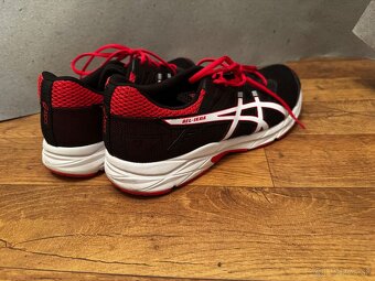 Predám viac kusov asics veľkosť 45 - 11