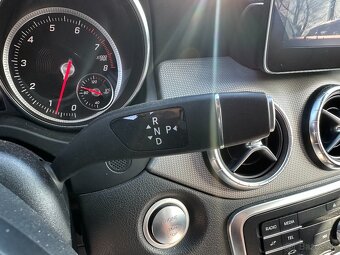 Mercedes CLA 180 2017 - 11