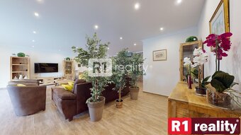 Veľký 6 izb. rodinný dom " SUN 77 " / Sokolovce - 11