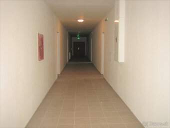 Prenájom veľkého 2 - izbového bytu Bytčická - 11