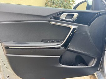 KIA Ceed Sporty Wagon 1.5 T-GDi Gold - 11