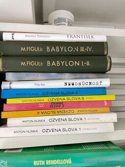 Knihy za lubovolný príspevok (min 5ks odber) - 11