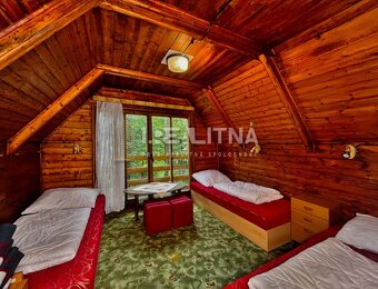 REKREAČNÁ CHATA V LESE NA KOVÁČOVEJ, 339 M2 - 11
