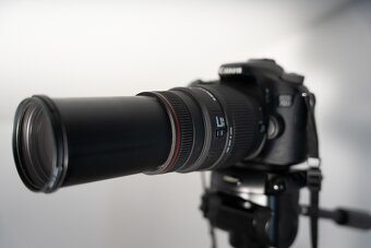 Canon 70D + Canon EF 50mm f/1,8 STM + Sigma 70–300mm 1:4_5.6 - 11