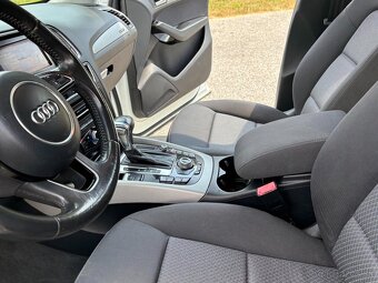 AUDI Q5 2.0 tdi quattro s-line - 11