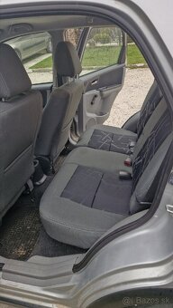 Predám na náhradné diely suzuki sx4 - 11