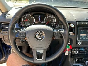 VW Touareg 3.0 V6 TDI 4Motion--1.Majitel-rv:2017--52.200km - 11