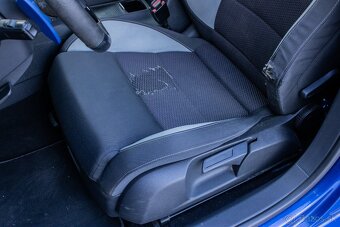 Volkswagen Golf 2.0 TFSI 270k R 4-Motion - 11