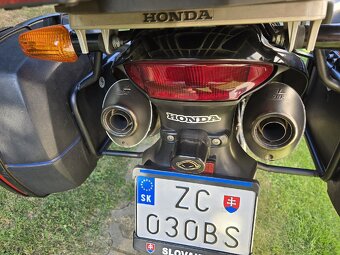 Honda XL 1000 Varadero - 11