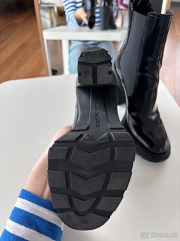 Alexander McQueen Tread Slick Chelsea Boot 'Black' - 11